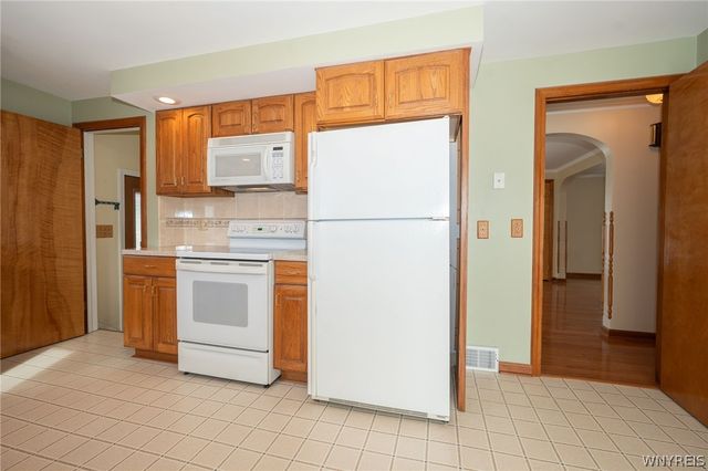 301 East Prospect Avenue, Hamburg, NY 14075