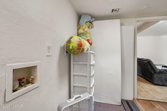 131 W 29th Street, Tucson, AZ 85713