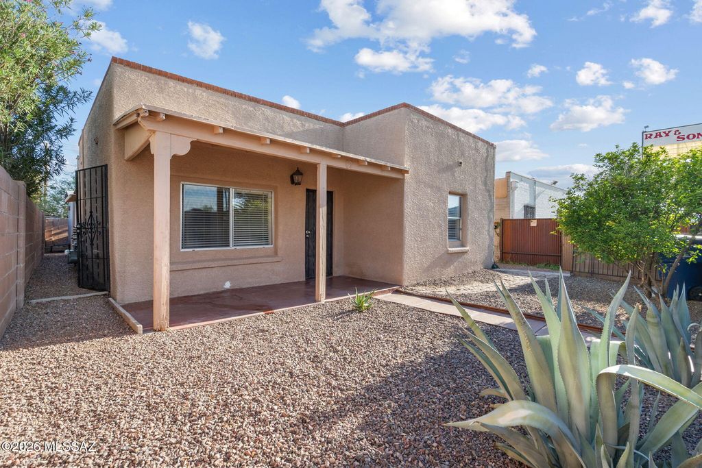 131 W 29th Street, Tucson, AZ 85713