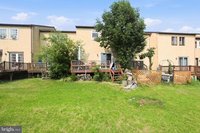 2506 WALNUT RIDGE ESTS, Pottstown, PA 19464