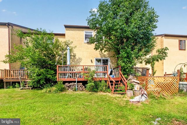 2506 WALNUT RIDGE ESTS, Pottstown, PA 19464