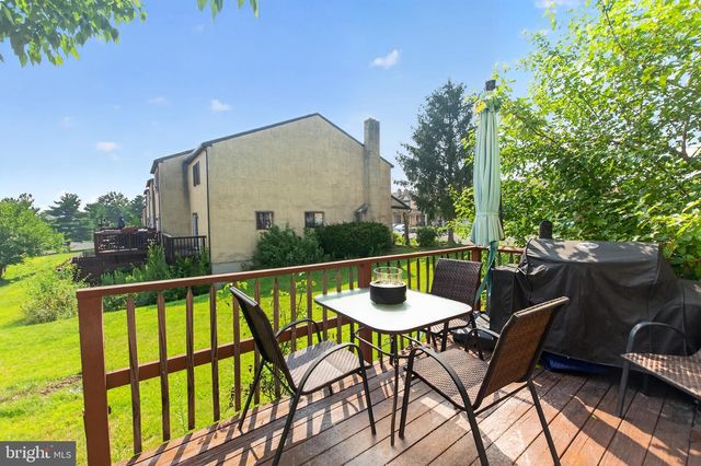 2506 WALNUT RIDGE ESTS, Pottstown, PA 19464