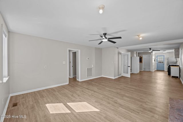 1722 Spencer Avenue, New Bern, NC 28560