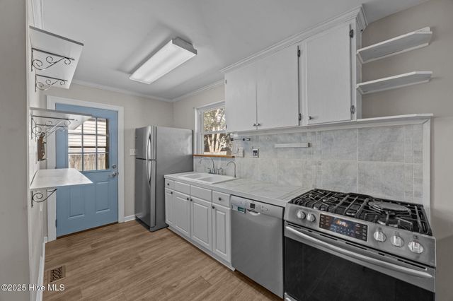 1722 Spencer Avenue, New Bern, NC 28560