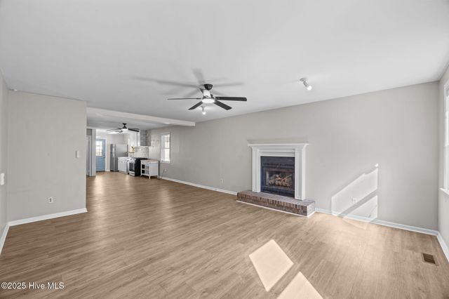 1722 Spencer Avenue, New Bern, NC 28560