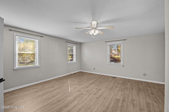 1722 Spencer Avenue, New Bern, NC 28560