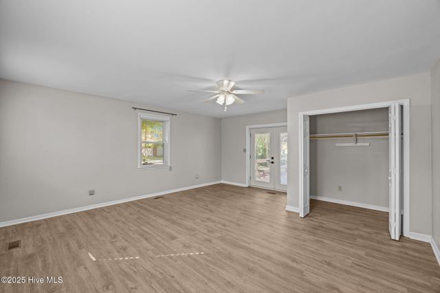 1722 Spencer Avenue, New Bern, NC 28560