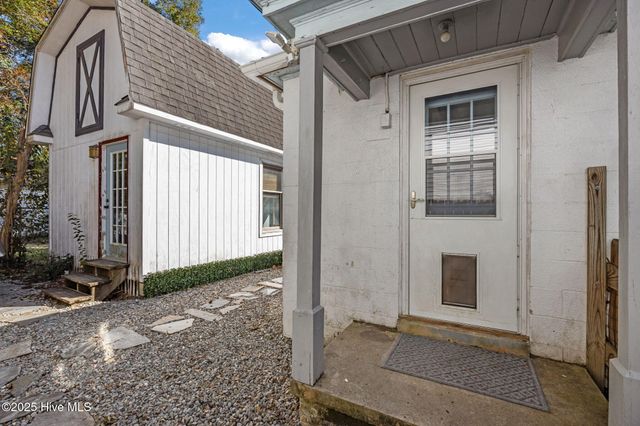 1722 Spencer Avenue, New Bern, NC 28560