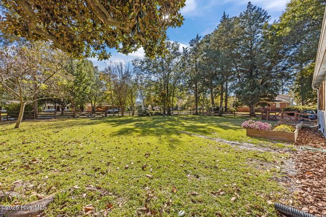 1722 Spencer Avenue, New Bern, NC 28560