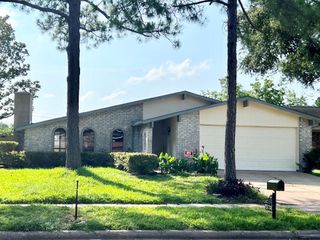 15730 Corsair Road, Houston, TX 77053