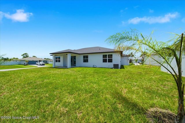 407 Cellini Avenue NE, Palm Bay, FL 32907