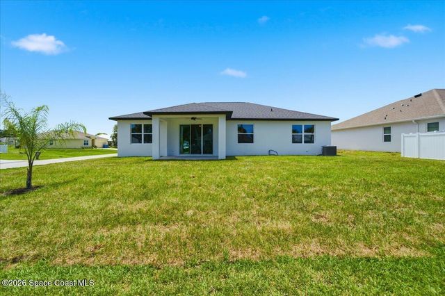 407 Cellini Avenue NE, Palm Bay, FL 32907