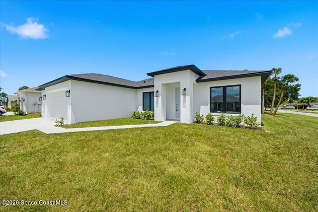 407 Cellini Avenue NE, Palm Bay, FL 32907