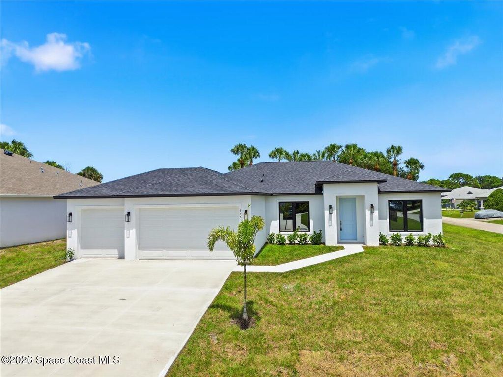 407 Cellini Avenue NE, Palm Bay, FL 32907