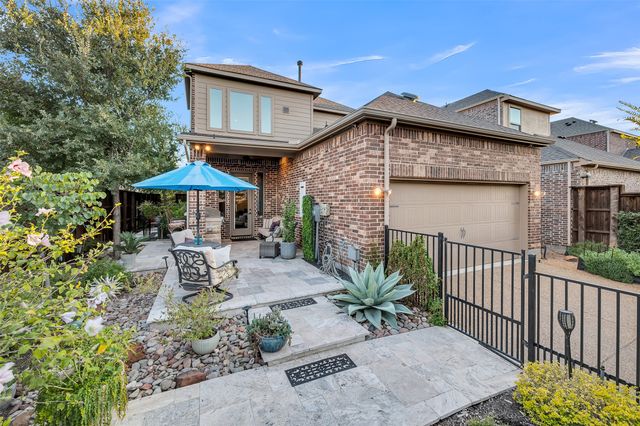 2216 6th Avenue, Flower Mound, TX 75028