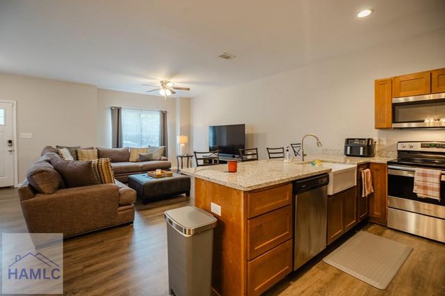 115 Governors Boulevard, Hinesville, GA 31313