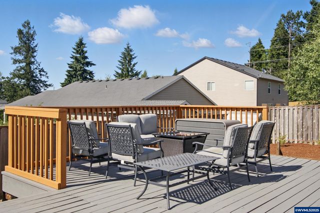 2259 Alex Ct, Salem, OR 97302