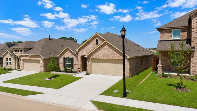702 Woodford Way, Mckinney, TX 75069