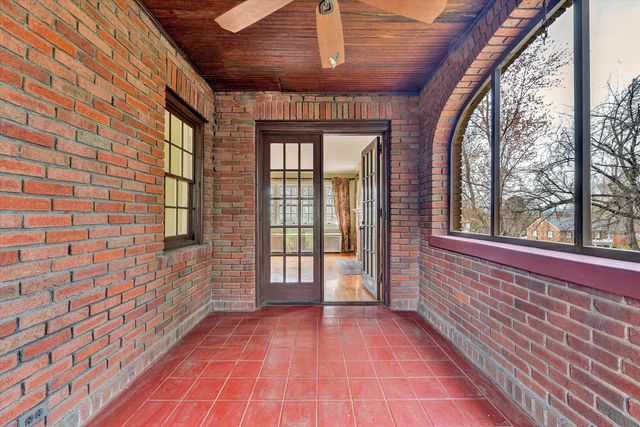 2610 Longview AVE, Roanoke, VA 24014