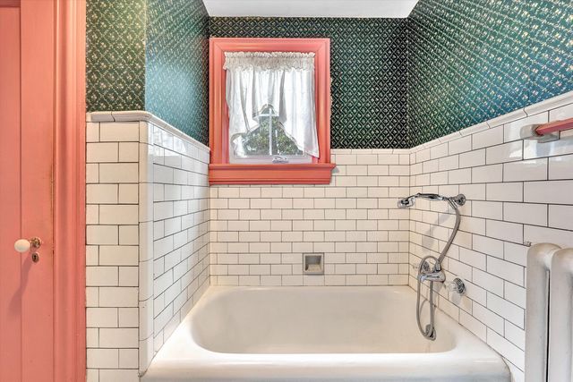 2610 Longview AVE, Roanoke, VA 24014