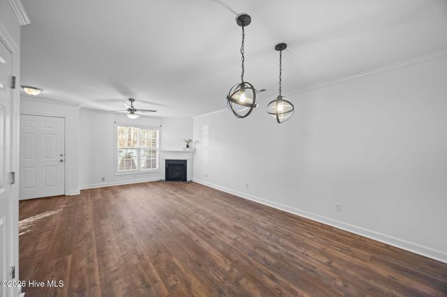 1310 Thomas Langston Road 6, Winterville, NC 28590