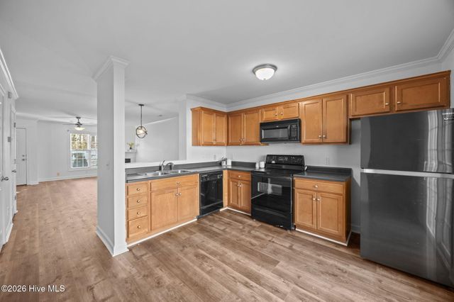 1310 Thomas Langston Road 6, Winterville, NC 28590