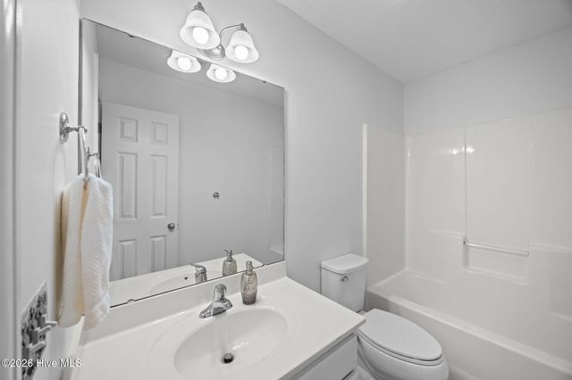 1310 Thomas Langston Road 6, Winterville, NC 28590