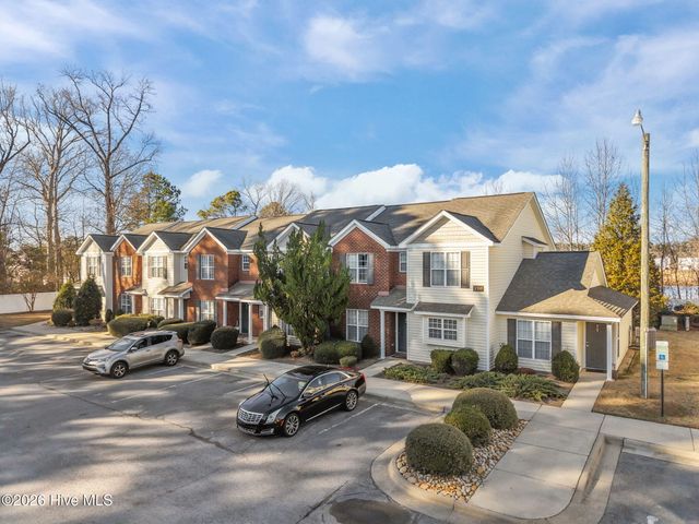 1310 Thomas Langston Road 6, Winterville, NC 28590