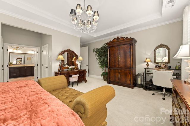12047 Cove Court, Charlotte, NC 28278