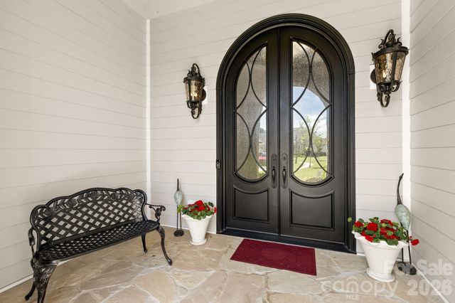 12047 Cove Court, Charlotte, NC 28278