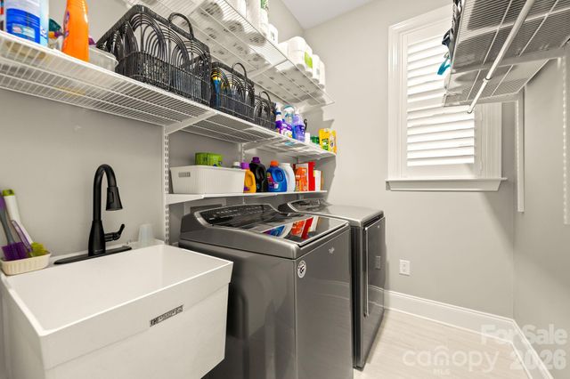 12047 Cove Court, Charlotte, NC 28278
