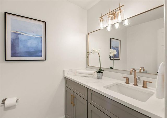 1966 S Hidden Hills Parkway, Stone Mountain, GA 30088