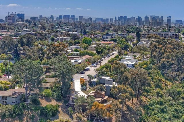 4242 Falcon St, San Diego, CA 92103