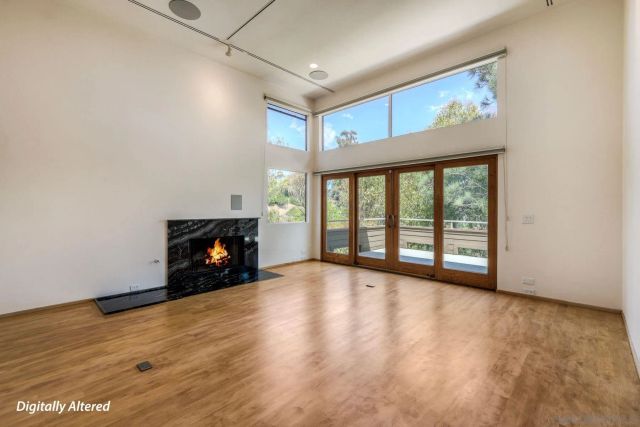 4242 Falcon St, San Diego, CA 92103