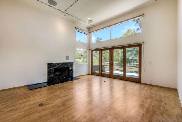 4242 Falcon St, San Diego, CA 92103