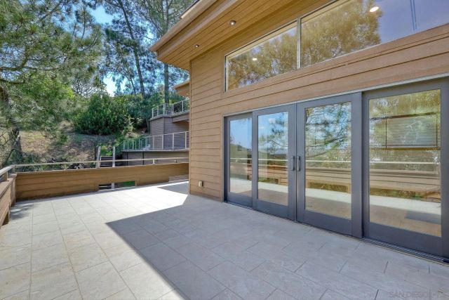 4242 Falcon St, San Diego, CA 92103