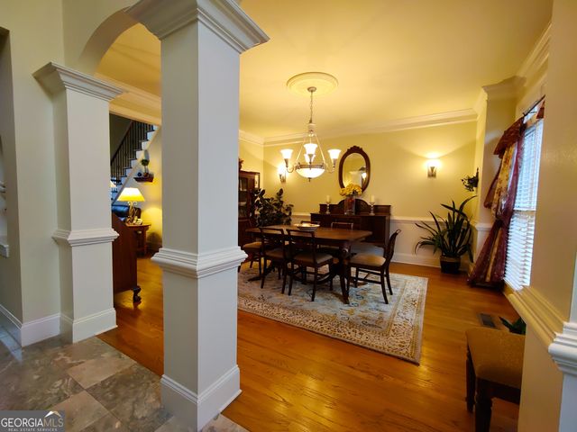 5359 Point South Drive, Gainesville, GA 30504