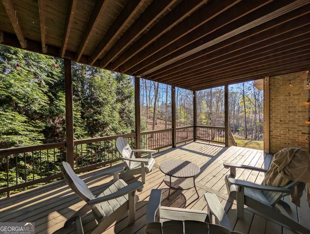 5359 Point South Drive, Gainesville, GA 30504