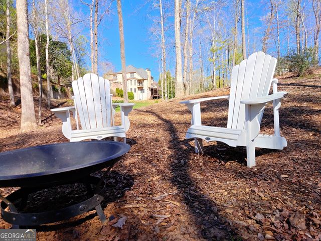 5359 Point South Drive, Gainesville, GA 30504