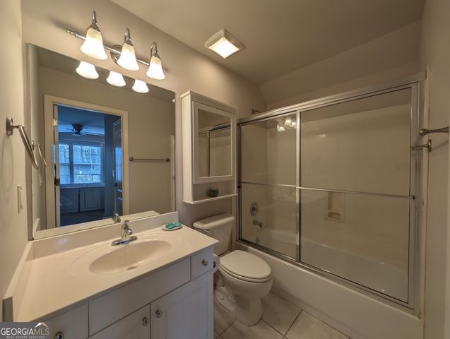 5359 Point South Drive, Gainesville, GA 30504