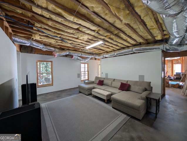5359 Point South Drive, Gainesville, GA 30504