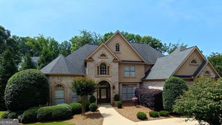 5359 Point South Drive, Gainesville, GA 30504