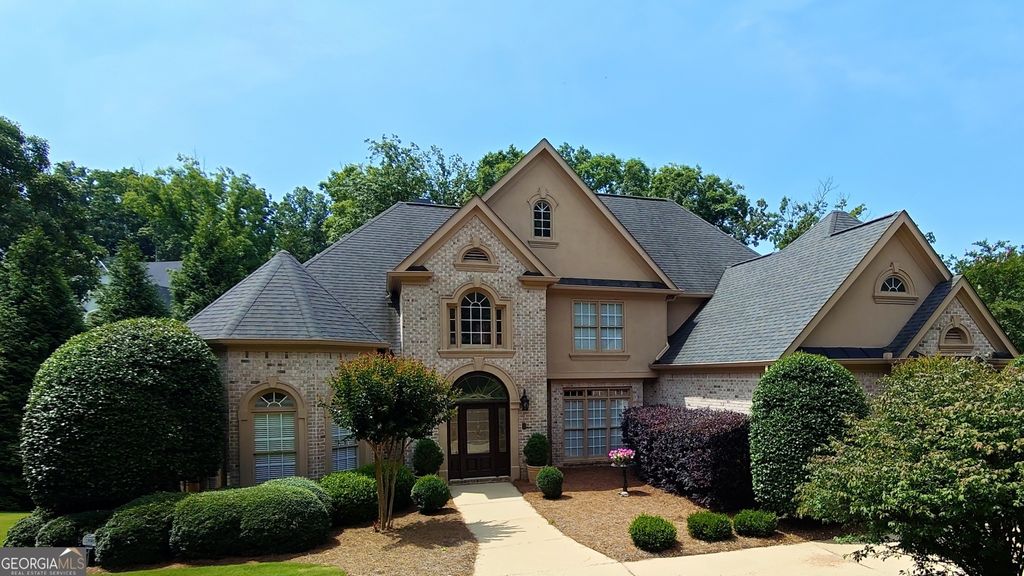 5359 Point South Drive, Gainesville, GA 30504