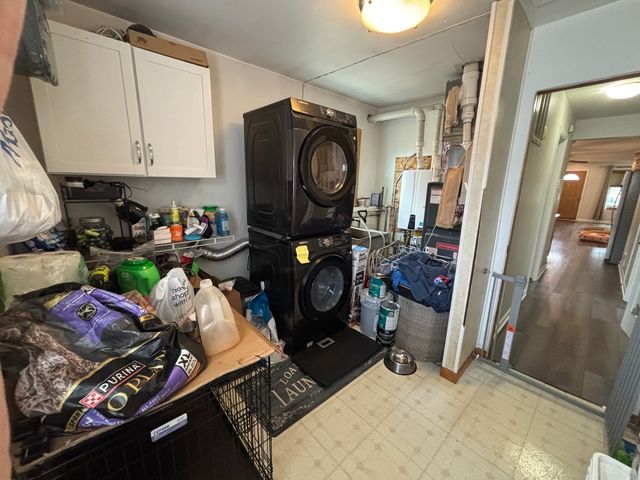 5920 S Meade Avenue, Chicago, IL 60638