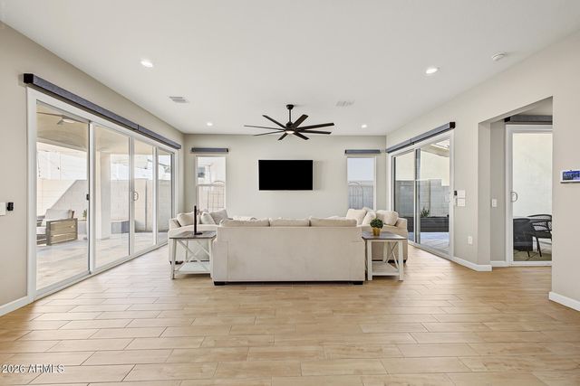 5124 E GALLOP Way, Scottsdale, AZ 85254