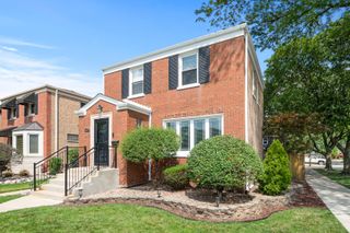 5659 S Oak Park Avenue, Chicago, IL 60638