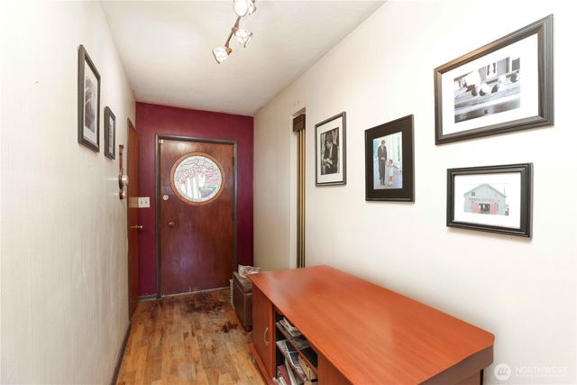 122 S National Avenue, Bremerton, WA 98312