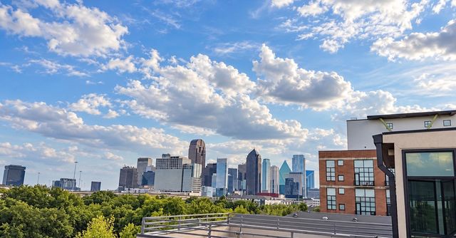 3200 Thomas Avenue F, Dallas, TX 75204