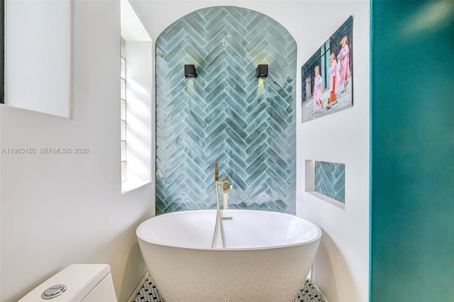 10301 N Miami Ave, Miami Shores, FL 33150