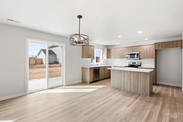 13697 Inman Ct, Caldwell, ID 83607